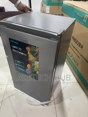 Hisense 93L Refrigerator - Top Freezer