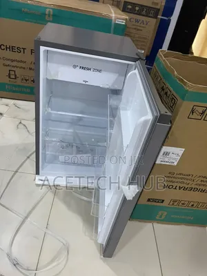 Hisense REF093DR Refrigerator - 93L