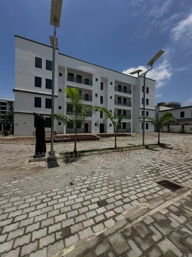 Brand New 3-Bedroom Apartment + BQ in Mabushi, Abuja - 1