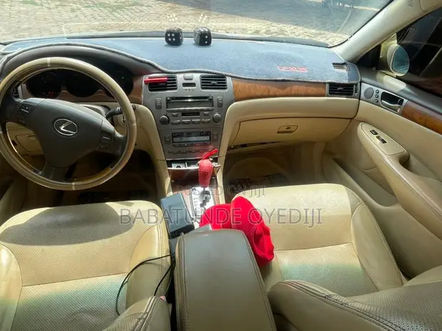Lexus ES 330 2006 Gold - 1