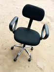 Stylish Swivel Office Chair with Headrest - 2