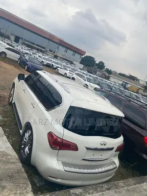 Infiniti QX80 2015