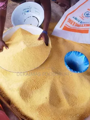 Garri Rawar Fara Siyarwa a Legas
