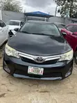 2014 Toyota Camry XLE 2.5L Black - 3