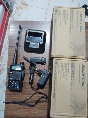 Baofeng UV-5R Walkie Talkie Radio