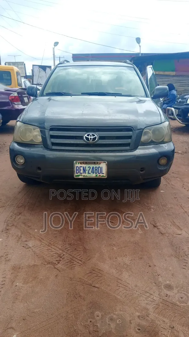 Toyota Highlander 2003 Green - 1