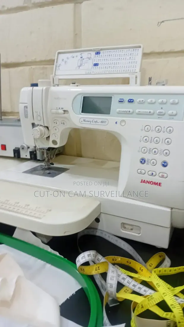 Janome Industrial Computerised Dinki Mashina - 1