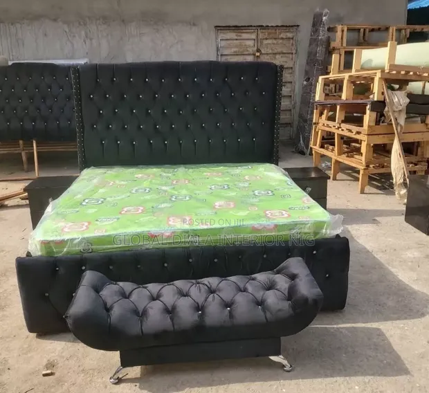 Modern 6x6 Fabric Bed Frame mai Larduna 2 na gefe - 1