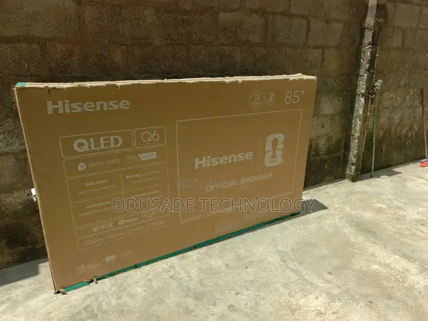 Babban Hisense 85-Inch QLED Smart TV - 1