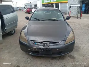 Honda Accord 2005 Grey