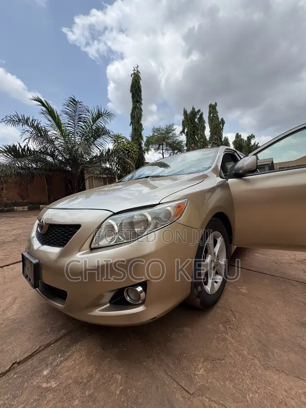 Toyota Corolla 2008 Zinariya - 1