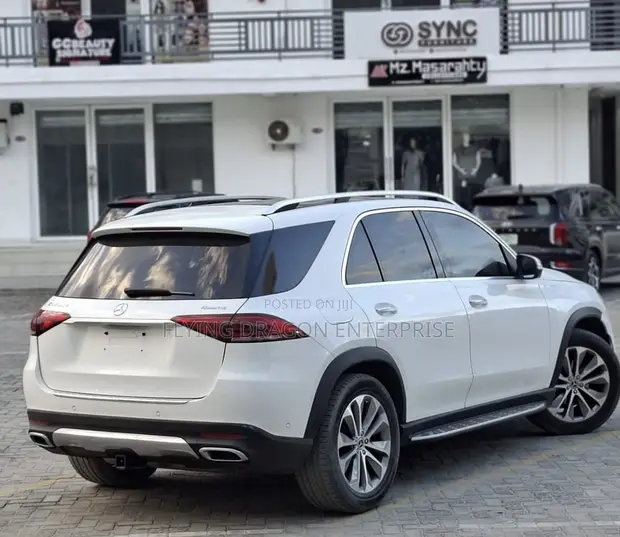 2020 Mercedes-Benz GLE 350 4MATIC SUV - 1