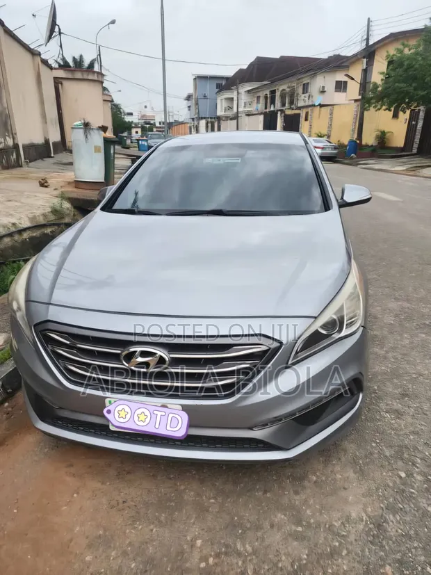 Hyundai Sonata 2015 Gray - 1