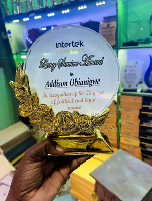 Gold Flower Glass Plaque Award