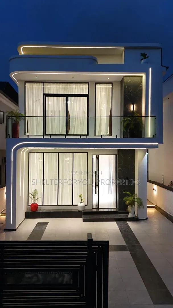 5 Bedroom Smart House with Pool & Gym in VGC, Ajah - 1