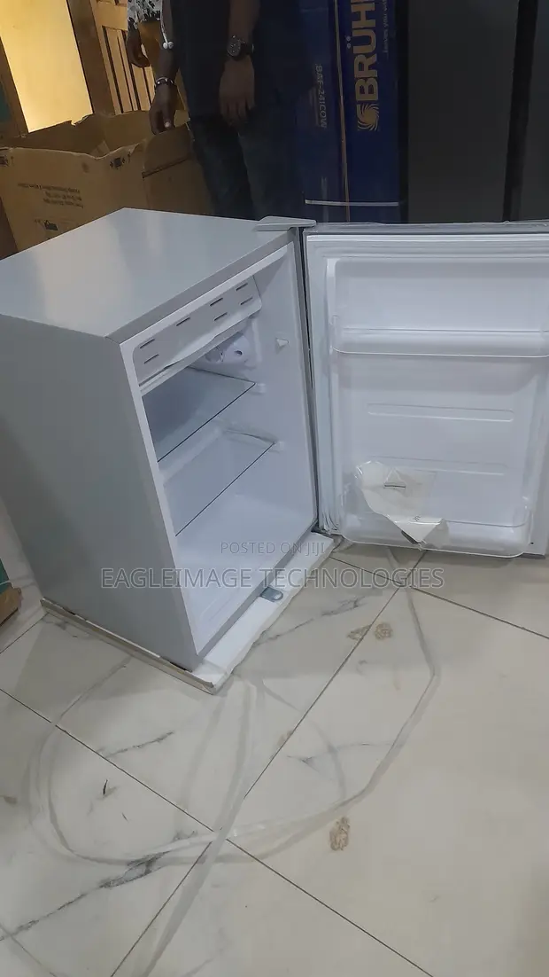 Brand New Glamstar GFR-90S-E Refrigerator - 90 Litres - 1