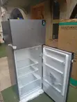 Hisense Firij mai Ƙofa Biyu 205L da Freezer a Sama - 2