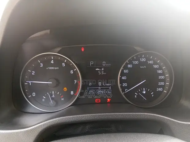 Hyundai Elantra 2017 Black - 1