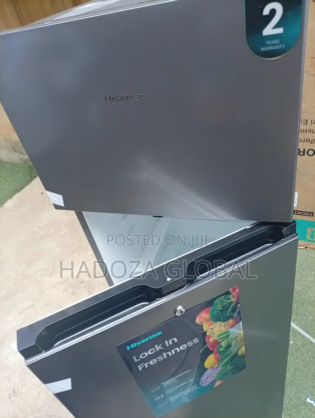 Hisense Firij Mai Ƙofa Biyu 205L - 1