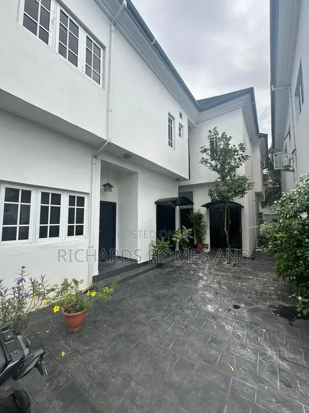 2-Bedroom Apartment for Rent in Lekki Phase 1 - 1
