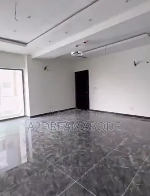 Sabon Ginin Apartment Mai Dakuna 3 da BQ & Pool a Alagomeji, Yaba