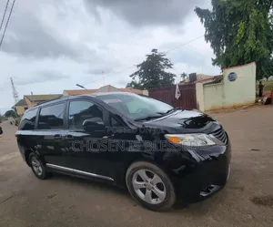 Toyota Sienna 2011 Black (Belgium)