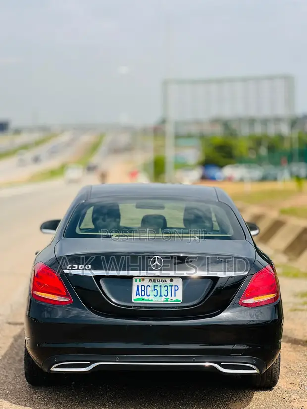 2015 Mercedes-Benz C300 Base Sedan - 1