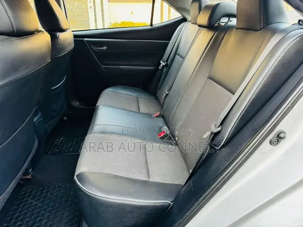 Toyota Corolla 2014 Gray - 1