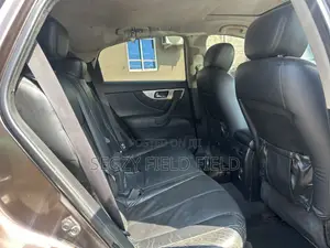 Infiniti FX35 Base 4x2 2010 Gray
