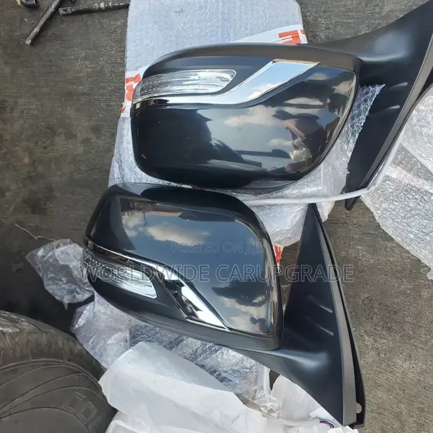 Toyota Prado Side Mirror (2018) - 1