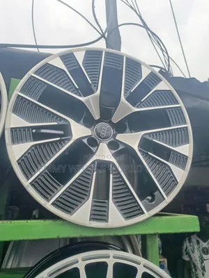 20-inch Audi Tayoyi Akwai A Yanayi Daban-daban
