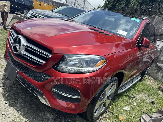 Mercedes-Benz GLE 350d 4MATIC 2017 Red - 1