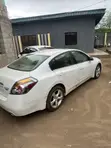 Nissan Altima 3.5 SE 2007 White - 2