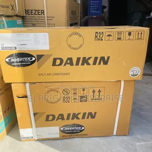 Daikin 1.5HP R32 Split Air Conditioner