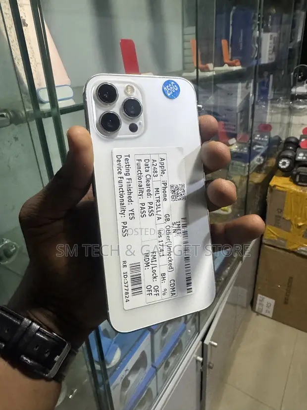 Apple iPhone 12 Pro Max 256GB White (Amfani da aka yi a UK) - 1