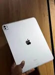 Apple iPad Pro 13" (2024) 256GB Grey - 1