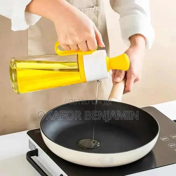 630ML 2-in-1 Oil Dispenser Bottle with Silicon Brush - 1