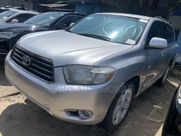 Toyota Highlander Limited 2010 Silver - 1