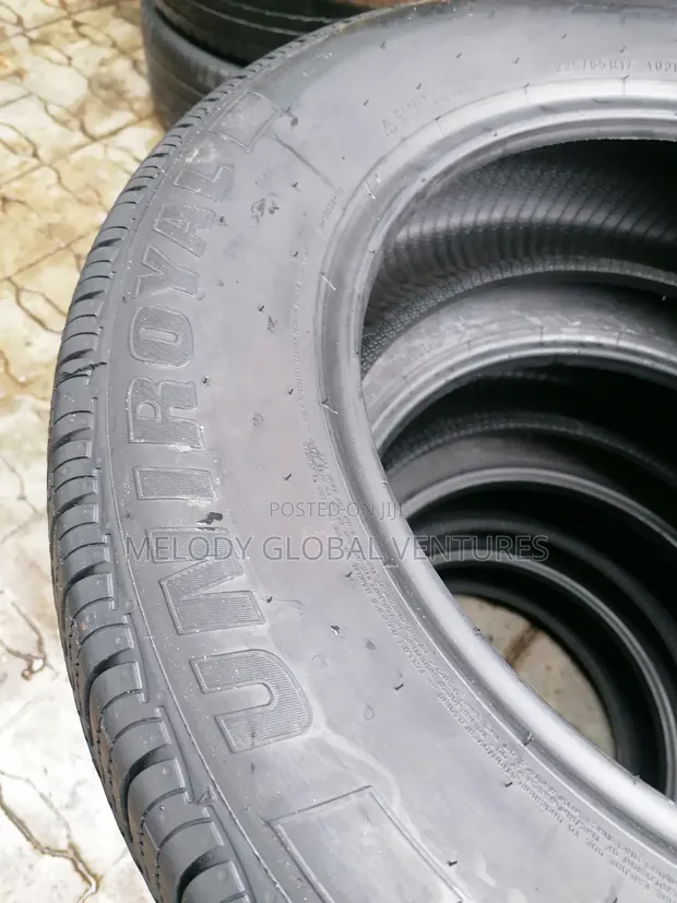 215/65R17 Grade One Tokunbo Tires (Indonesia) - 1