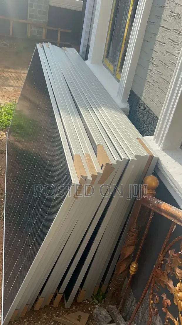 350W Monocrystalline Solar Panel - 1
