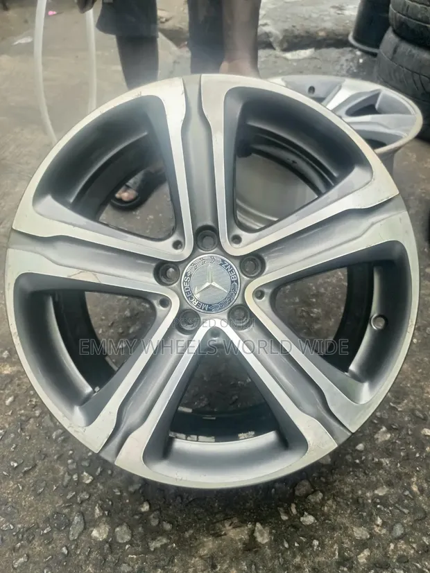 18-inch Mercedes-Benz GLC Wheels (2014/15) - 1