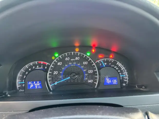 2014 Toyota Camry XLE Sedan - 1