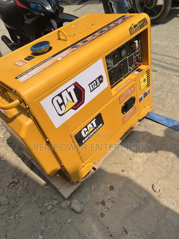 Janareta Diesel CAT Mantrac 12kVA - 1