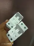 Geya 100A Miniature DC Circuit Breaker GYM9-125DC-100 - 1