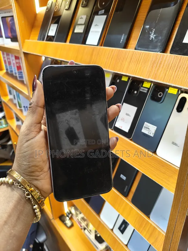 Oppo A6 128GB Black - 1