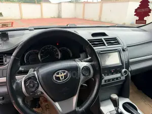 2013 Toyota Camry SE Sedan - Foreign Used