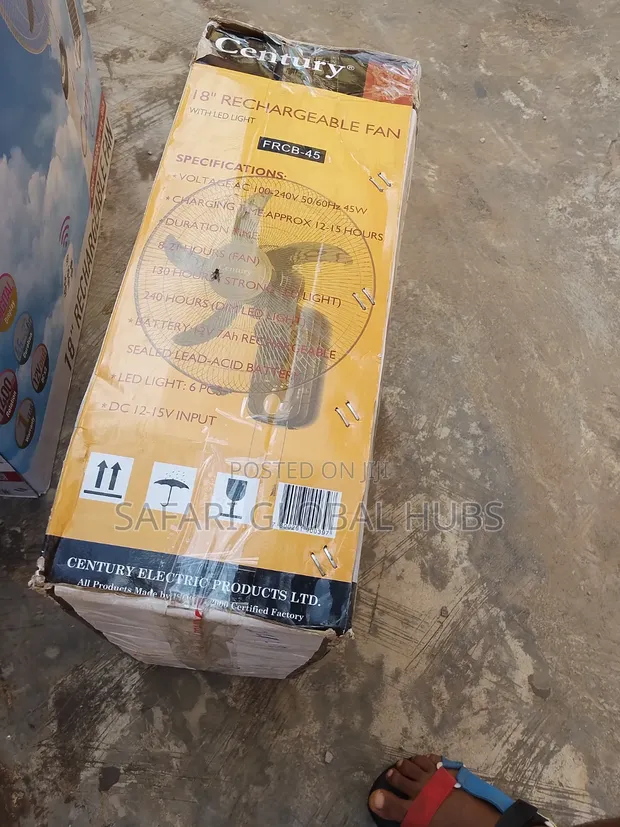 Century 18" Fan Mai Sake Caji Na Ganuwa Da Remote - 1