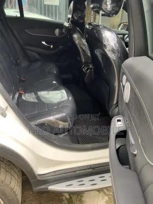 2020 Mercedes-Benz GLC300 White