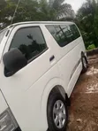 Toyota HiAce 2012 Fari - 3