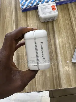 Brand New Beats Powerbeats Fit - Red